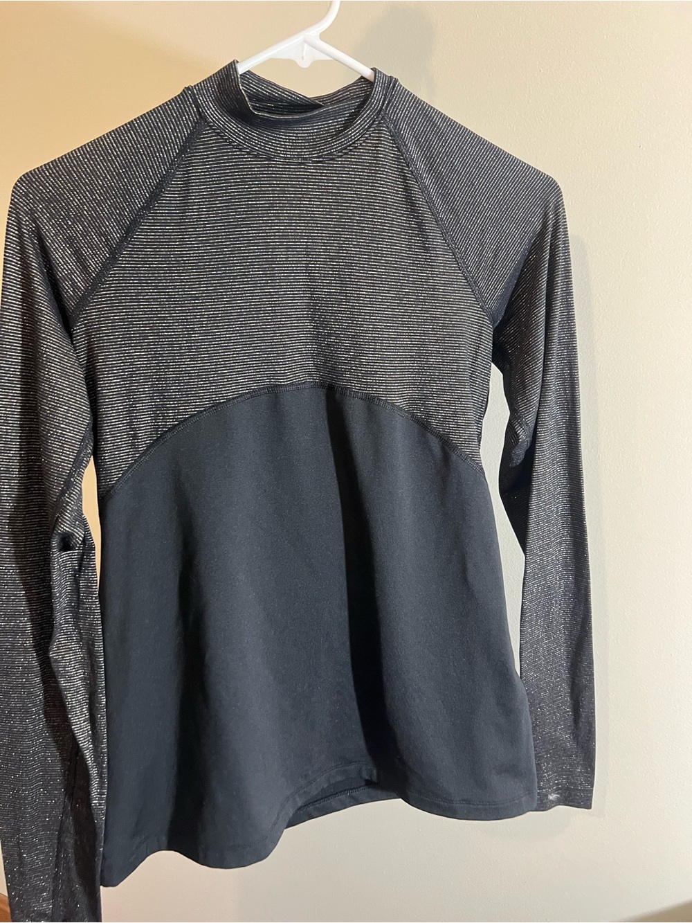 Nike Long Sleeve Black Athletic Pullover Top